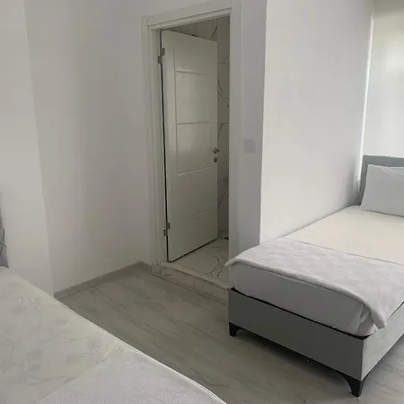 Hotel Ulas Reach *