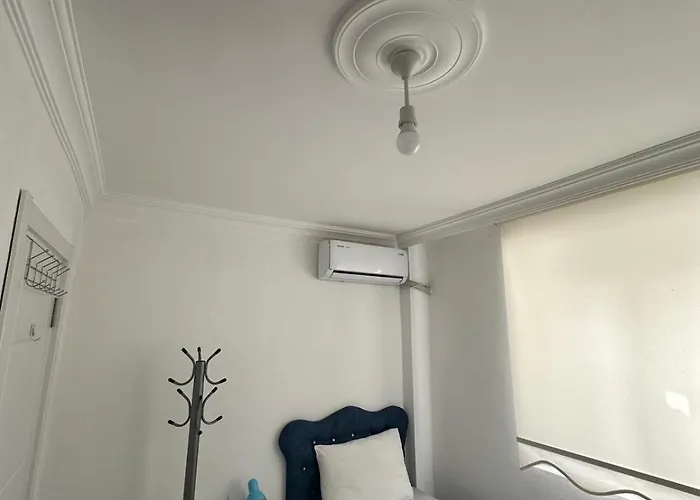 فندق Centre Reach أديرني