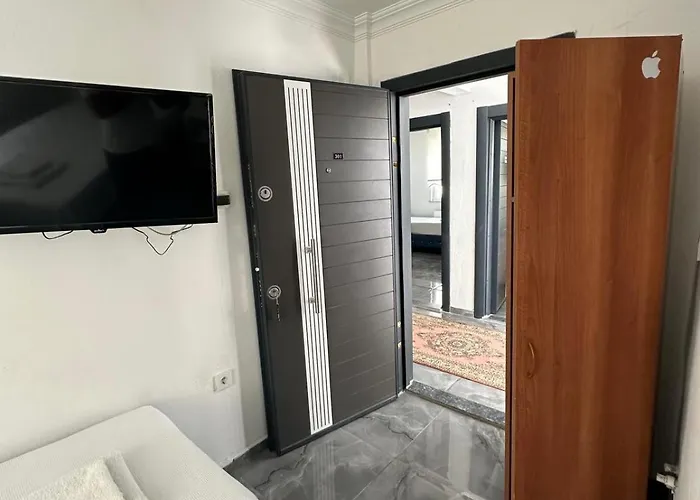 Centre Reach أديرني